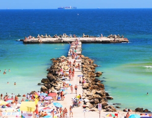 Vacanța la mare, mai ieftină cu 70% decât în vârf de sezon estival. Care sunt prețurile în cele mai căutate stațiuni
