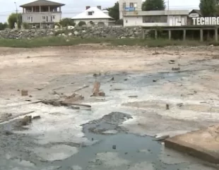 Lacul Techirghiol a secat pe o suprafața de sute de metri