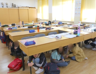 „Nu tremur la cutremur”. Simulare de cutremur la Școala 28 din Constanța