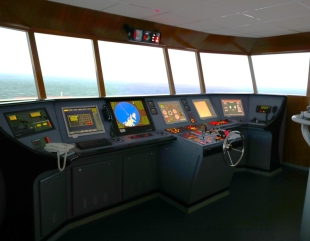 România investește în pregătirea ofițerilor de marină fluvială de război. Simulator de navigație de ultimă generație, la Academia Navală