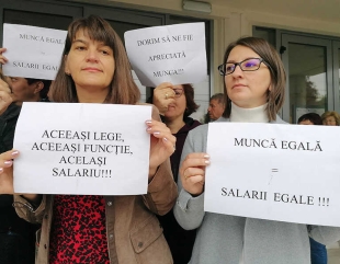 Proteste la Casa de Pensii și ITM Constanța