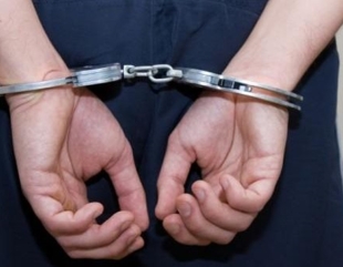 JUDEȚUL CONSTANȚA. Tânăr arestat după ce ar fi bătut fetița de 2 ani a concubinei