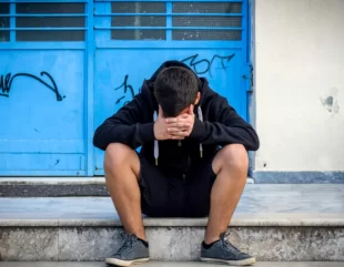 Profesor condamnat la 12 ani de închisoare pentru agresiune sexuală asupra unor elevi