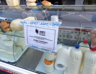 VIDEO. Atenție la cumpărăturile pentru Sărbători! Inspectorii OPC au închis mai multe standuri la Târgul de Crăciun de la Pavilionul Expozițional