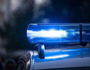 Un polițist de 22 de ani s-a sinucis în mașina de serviciu