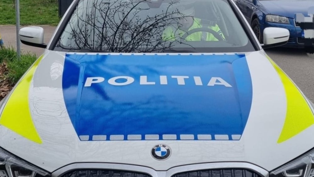 Resturi de animale împrăştiate pe A2. Autostrada a fost închisă temporar pe o distanţă de 32 de kilometri