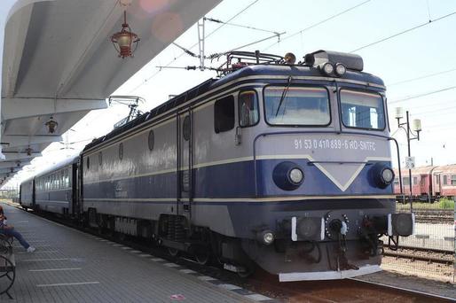 S-au scumpit biletele de tren. Cu cât plătim mai mult