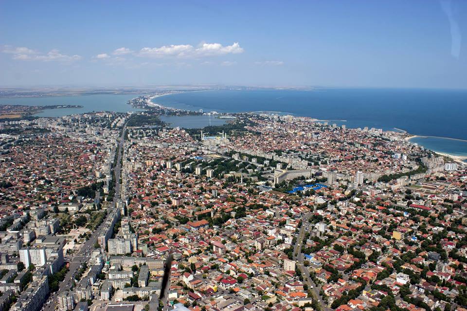 Primăria Constanța: Spațiile pentru gunoi, responsabilitatea asociațiilor de proprietari, nu a autorităților