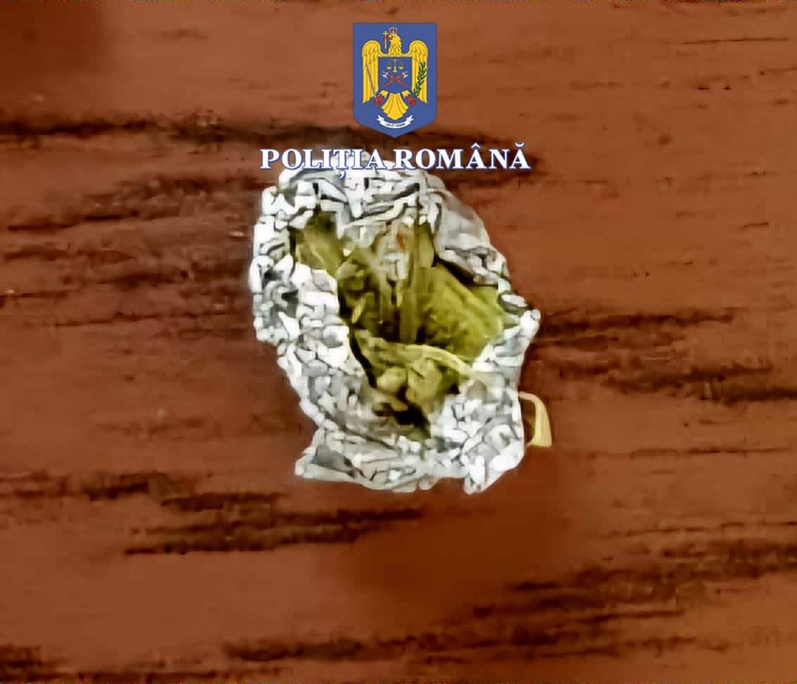 Bărbat depistat cu droguri asupra lui, într-o parcare din Constanța