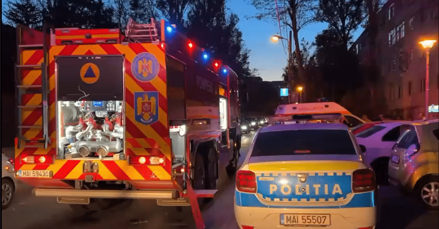 Un apartament din Tomis Nord inundat cu fum. Salvatorii au intervenit cu mai multe echipaje