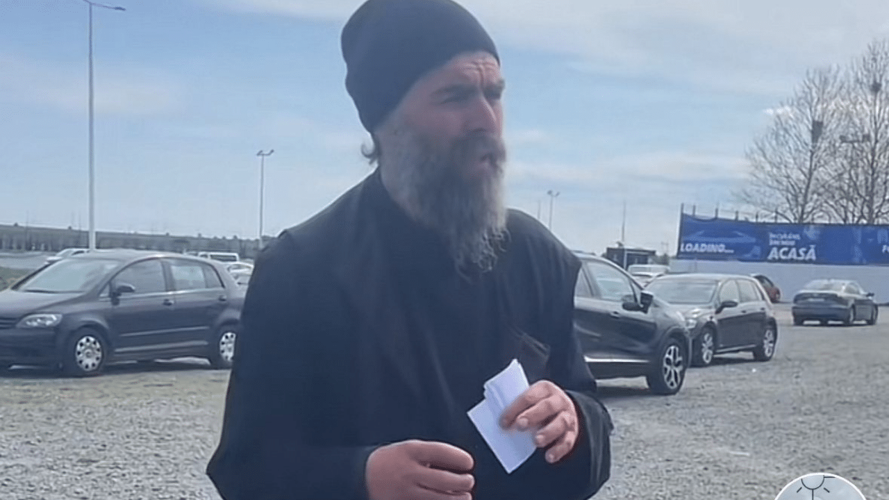 Un călugăr vrea să candideze la Primăria Constanța