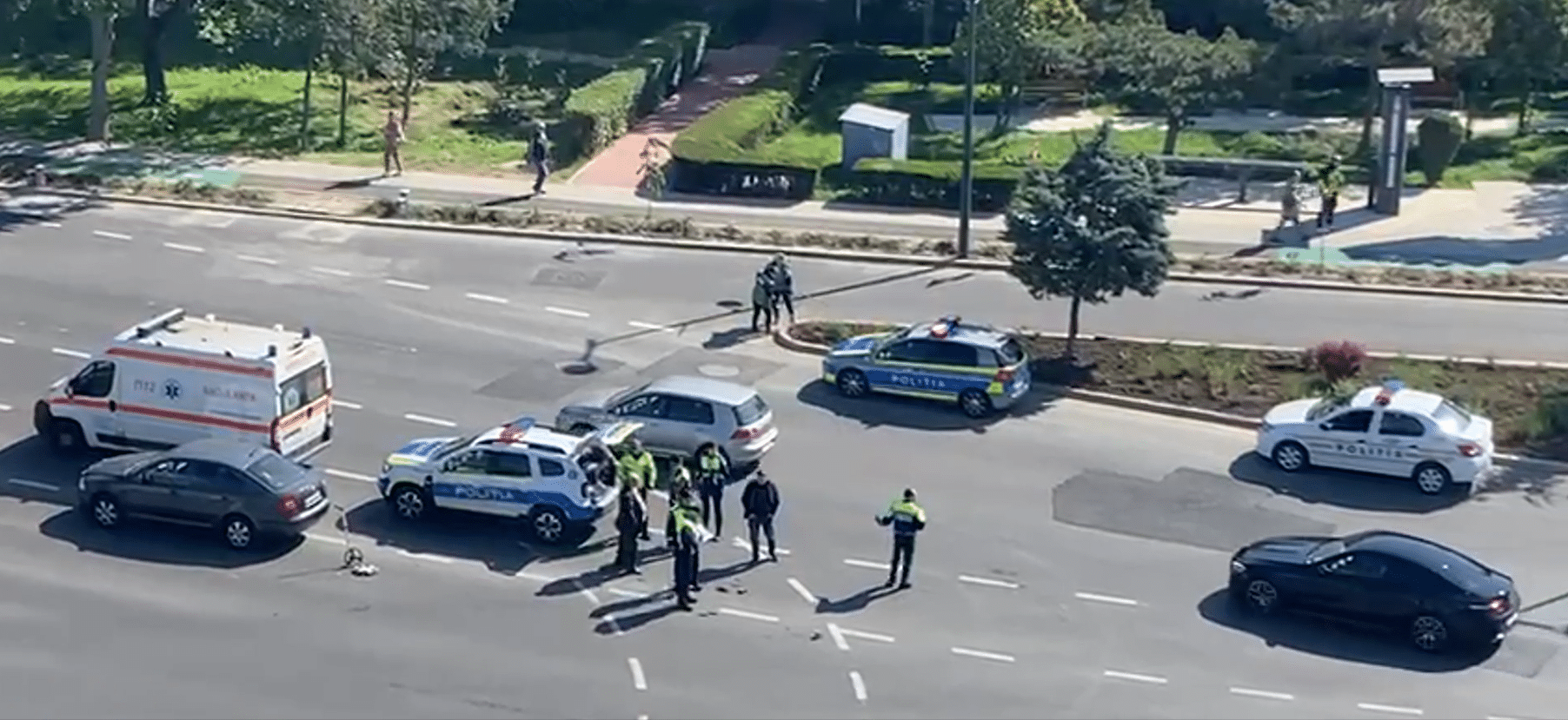 Agentă de poliție, rănită în accident