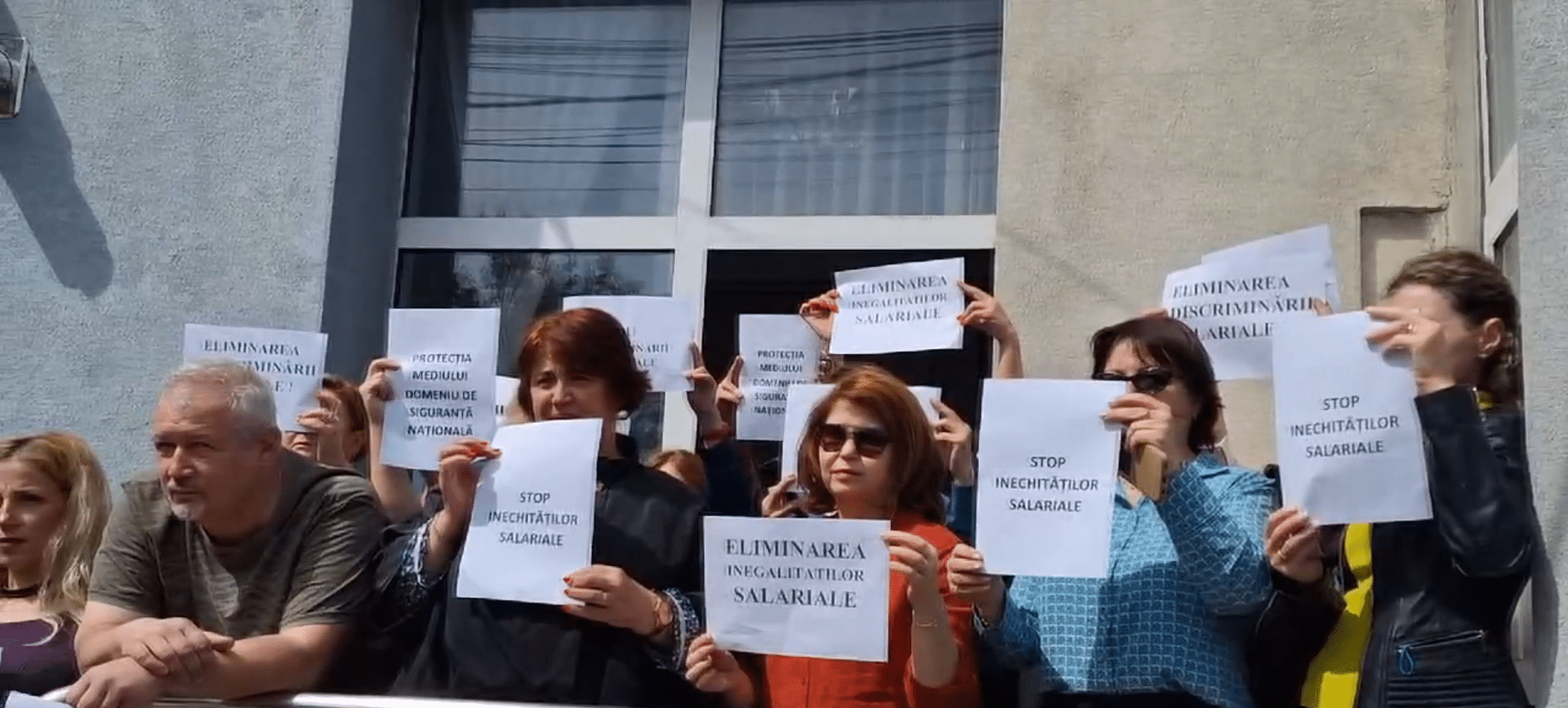 Grevă la Agenția pentru Protecția Mediului din Constanța