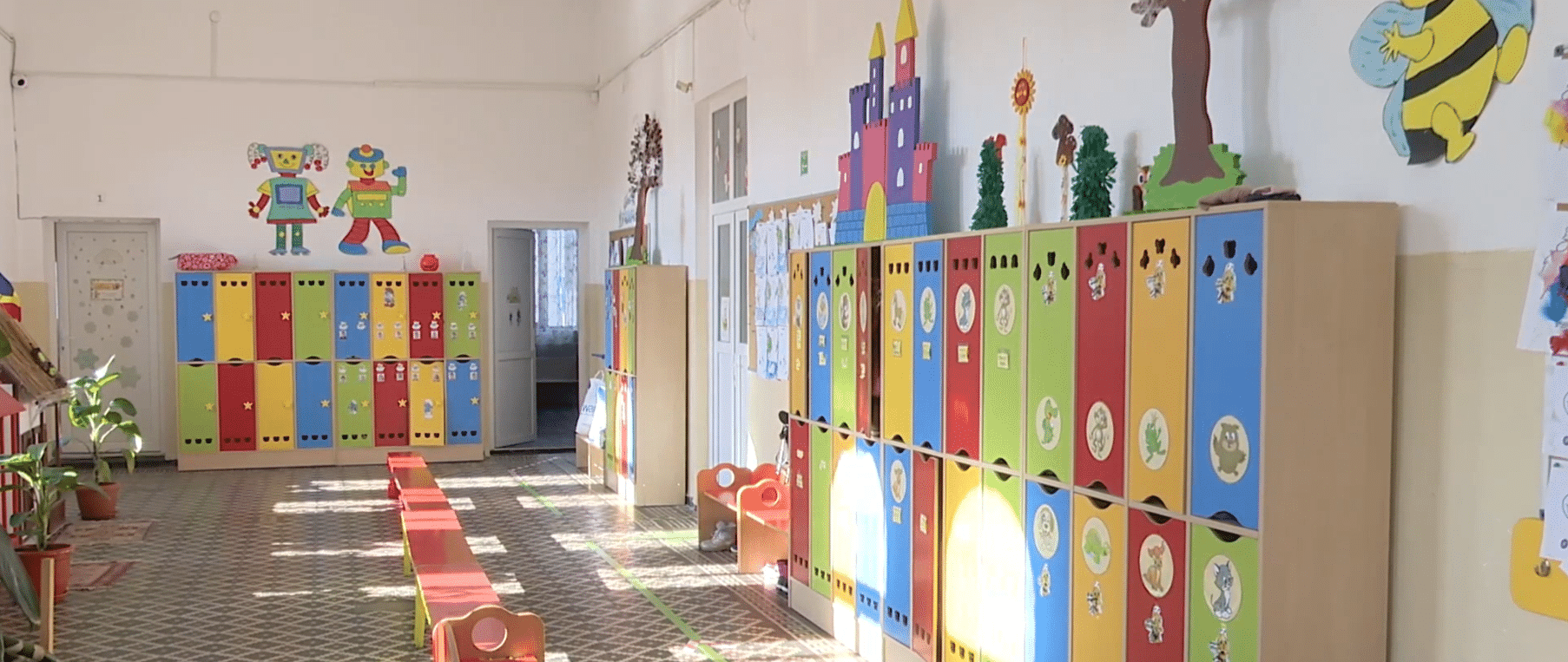 A început înscrierea copiilor la creșe și grădinițe