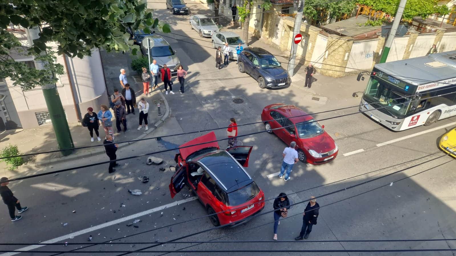 Accident rutier în centrul Constanței: trei mașini implicate