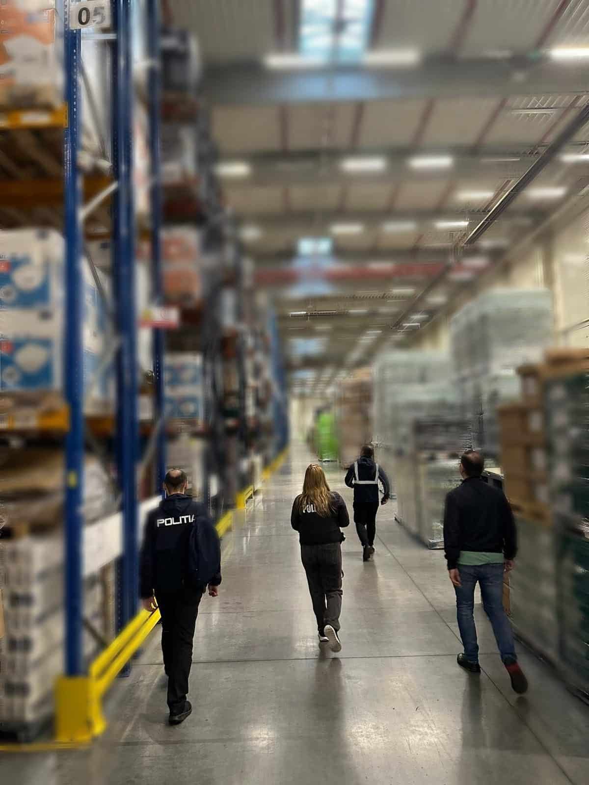 VIDEO: Percheziții pentru înșelăciune cu panouri voltaice, în valoare de sute de mii de lei
