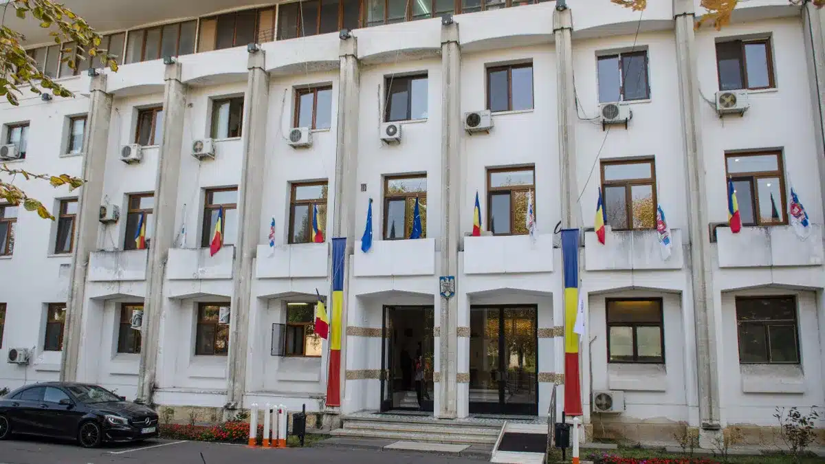 Primăria Constanța organizează dezbatere publică privind modificarea regulamentului de vânzare a imobilelor din patrimoniul privat al municipiului