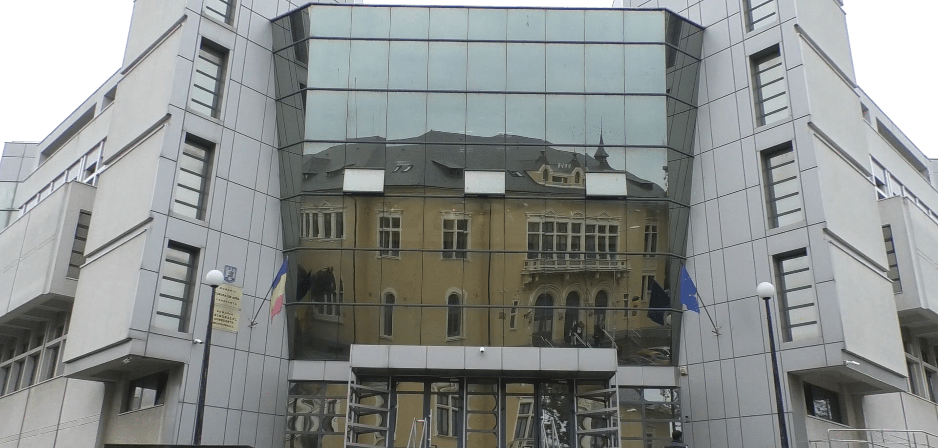 Vlad Pascu rămâne în arest