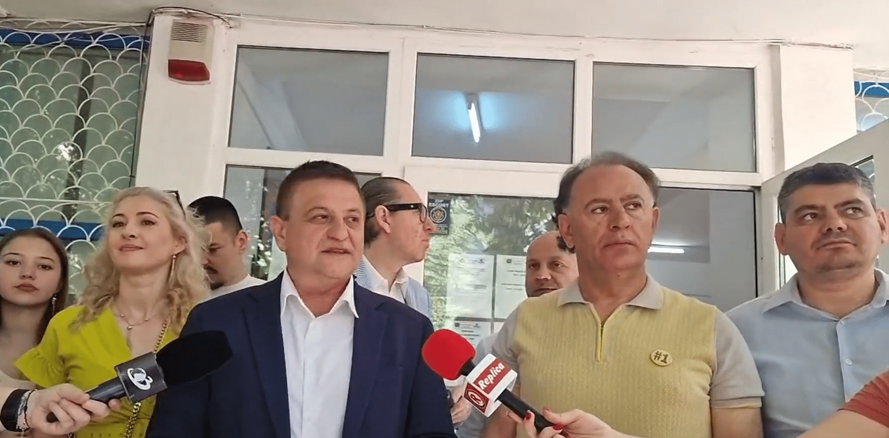 Ovidiu Cupșa a votat la școala nr.36:,,Am votat cu speranța că vom putea schimba ceva pentru viitorul Constanței”