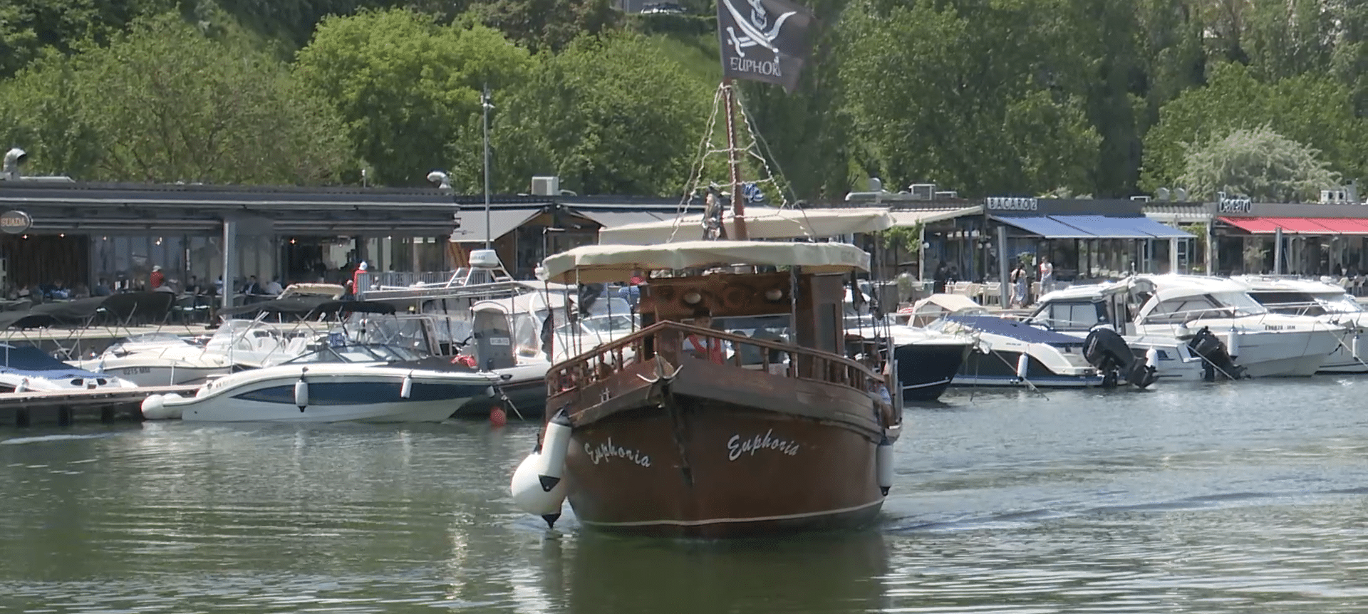 80 de mii de turiști, la mare, de Rusalii