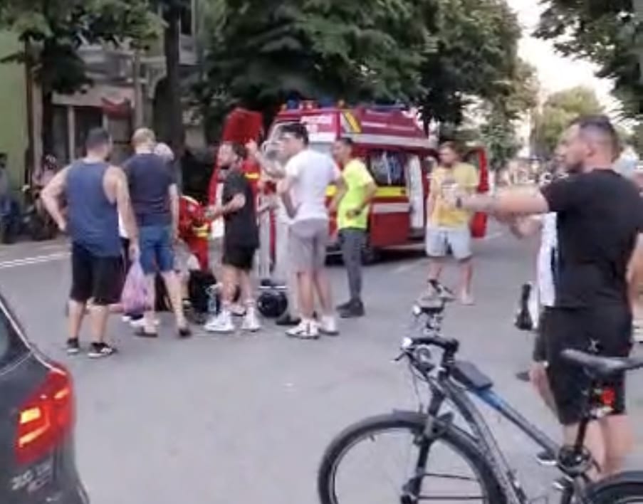 Accident rutier pe bulevardul Tomis: Un motociclist a ajuns la spital