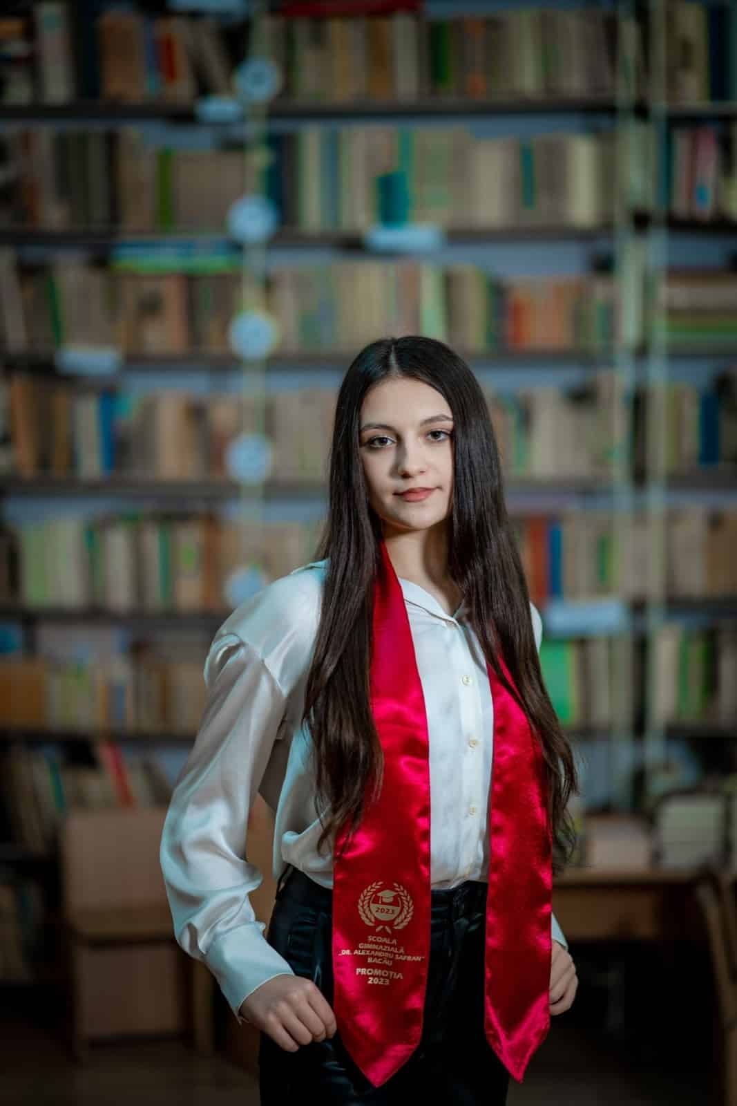Un viitor fără durere pentru Alexandra: fetița olimpică la engleză are nevoie urgent de operație