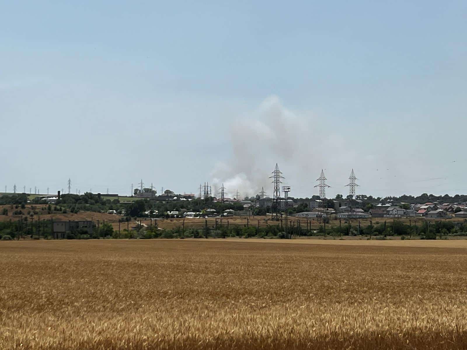 VIDEO: Incendiu de vegetație uscată, la Medgidia