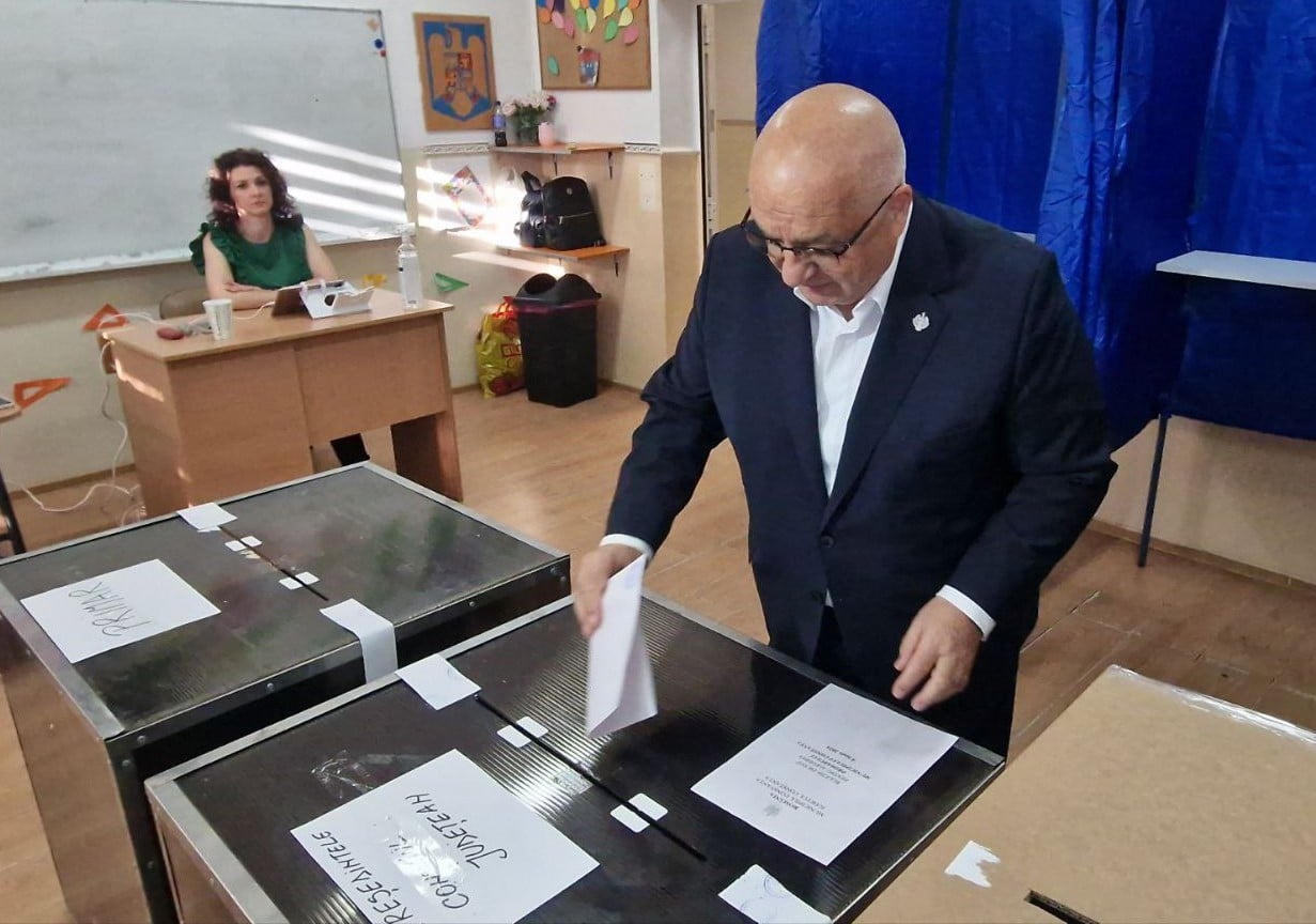 Felix Stroe a votat la secția nr.195 de la  Școala nr. 43 din Constanța