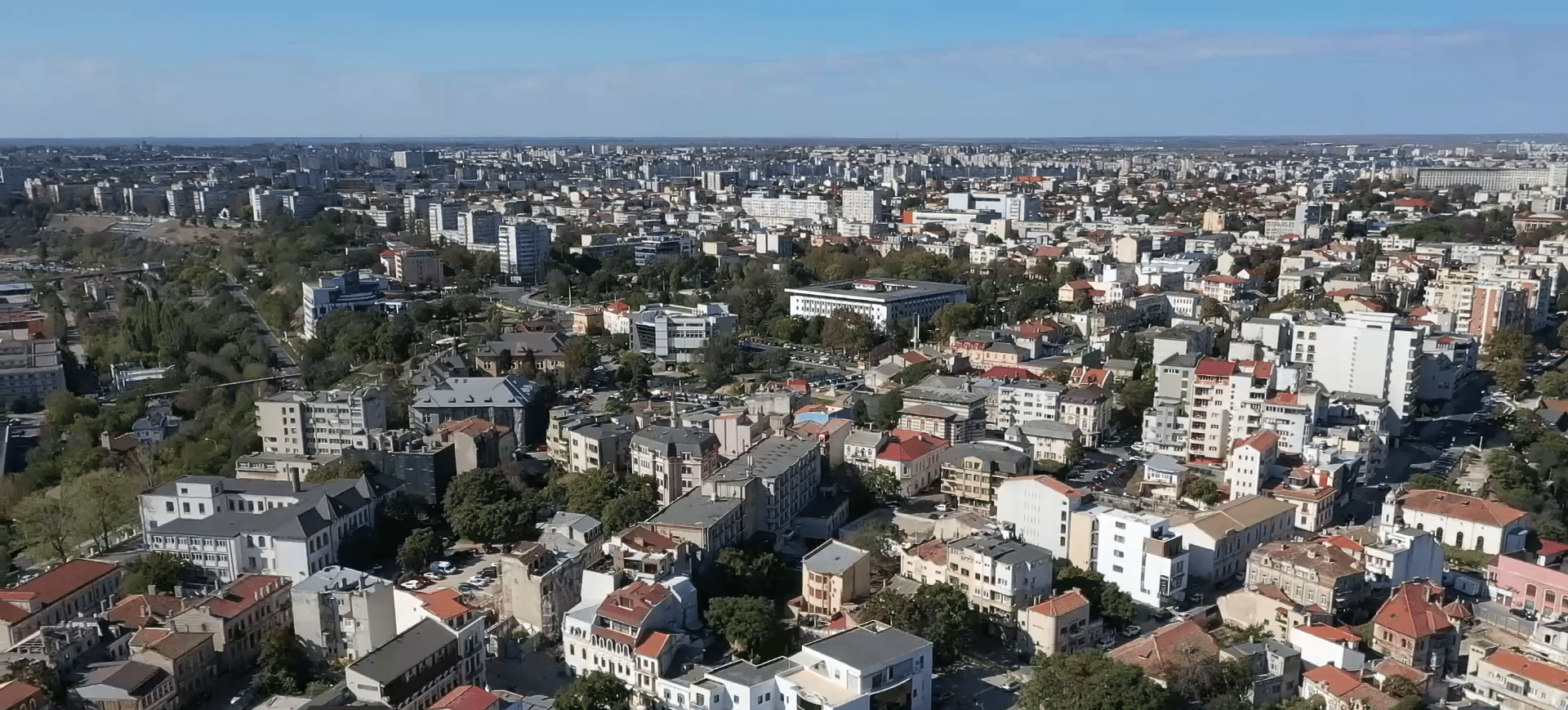 Alte 10 terenuri ale Constanței, la privați