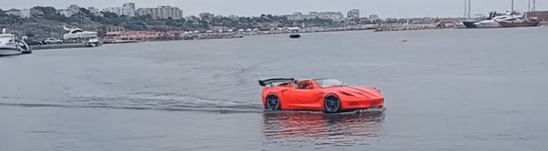 Drifturi cu mașina… pe mare