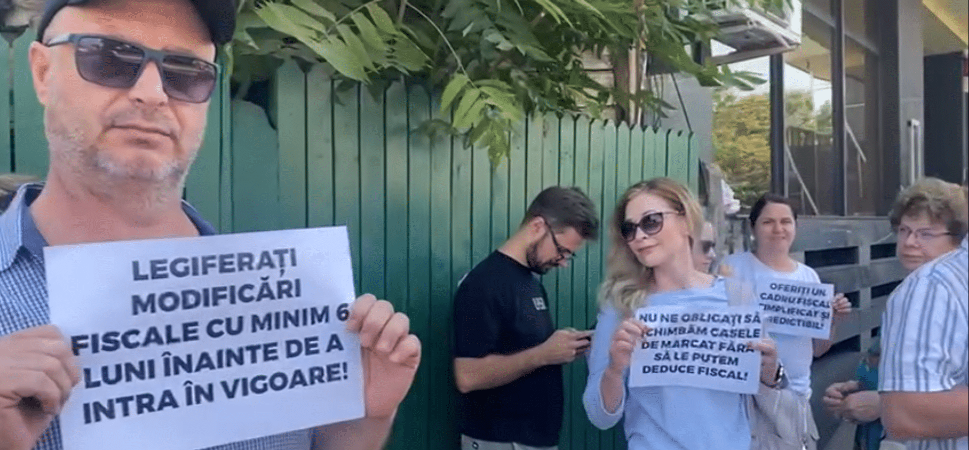 Protest față modificările fiscale la sediu ANAF Constanța