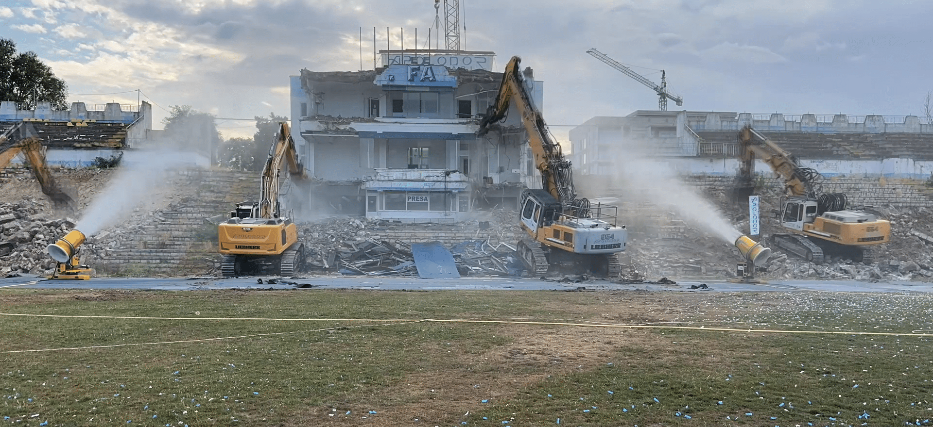 Construirea stadionului ,,Gheorghe Hagi” va începe cât de curând