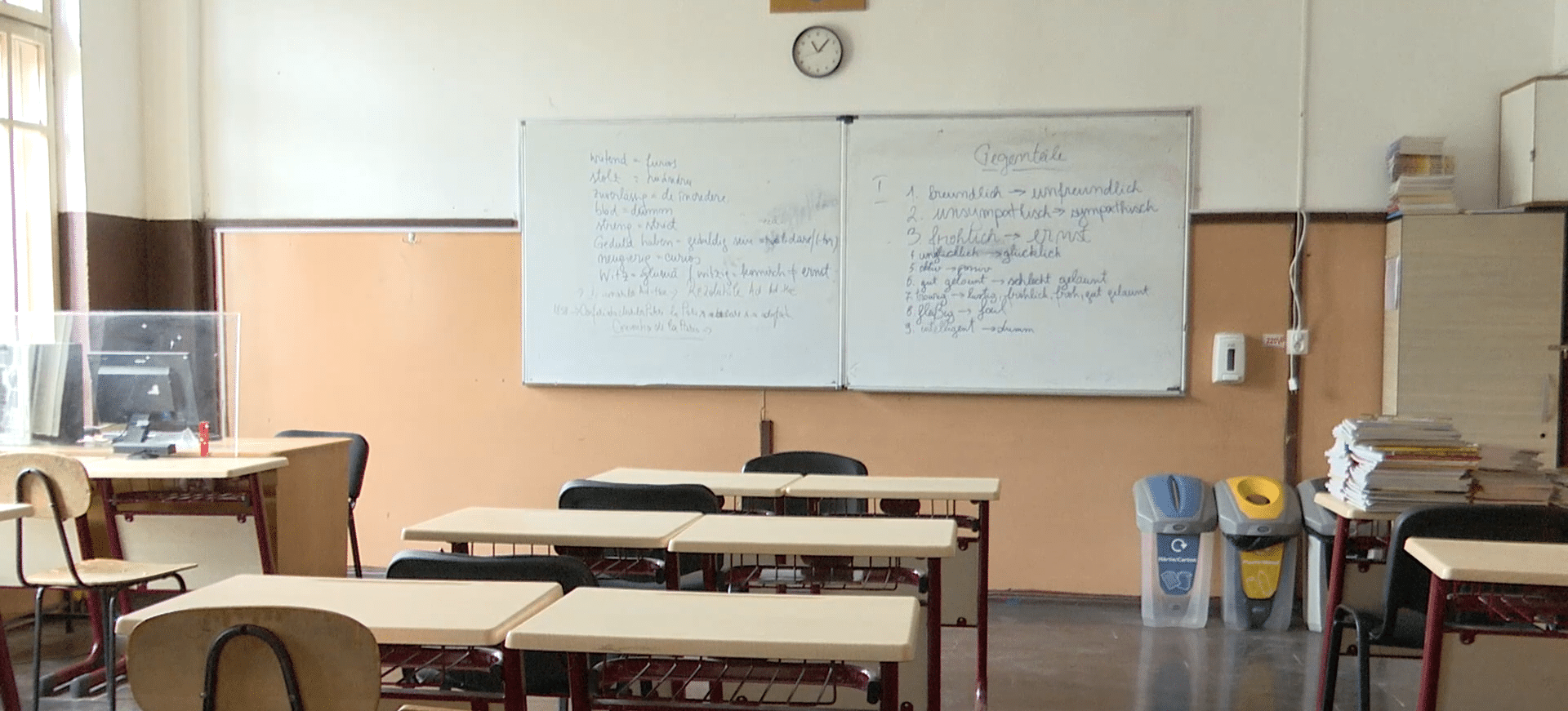 Fără telefoane, examene în avans și săli de “detenție”