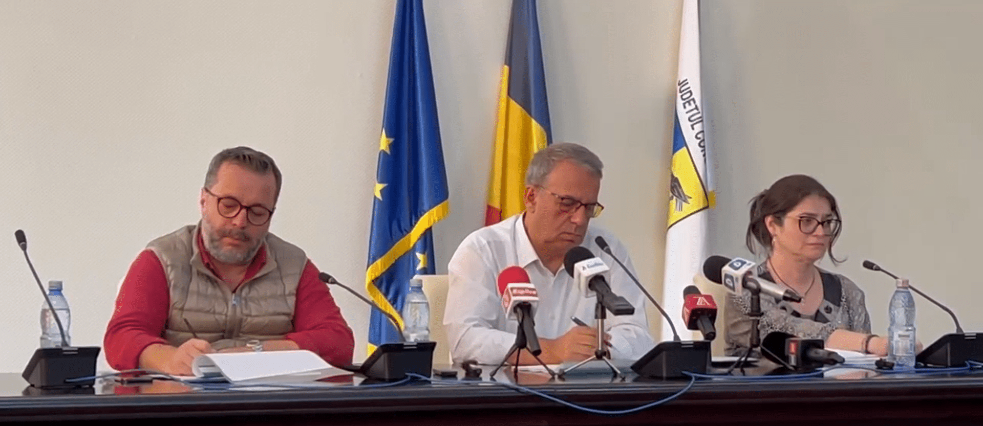 Vergil Chițac: “Turists, go home!”
