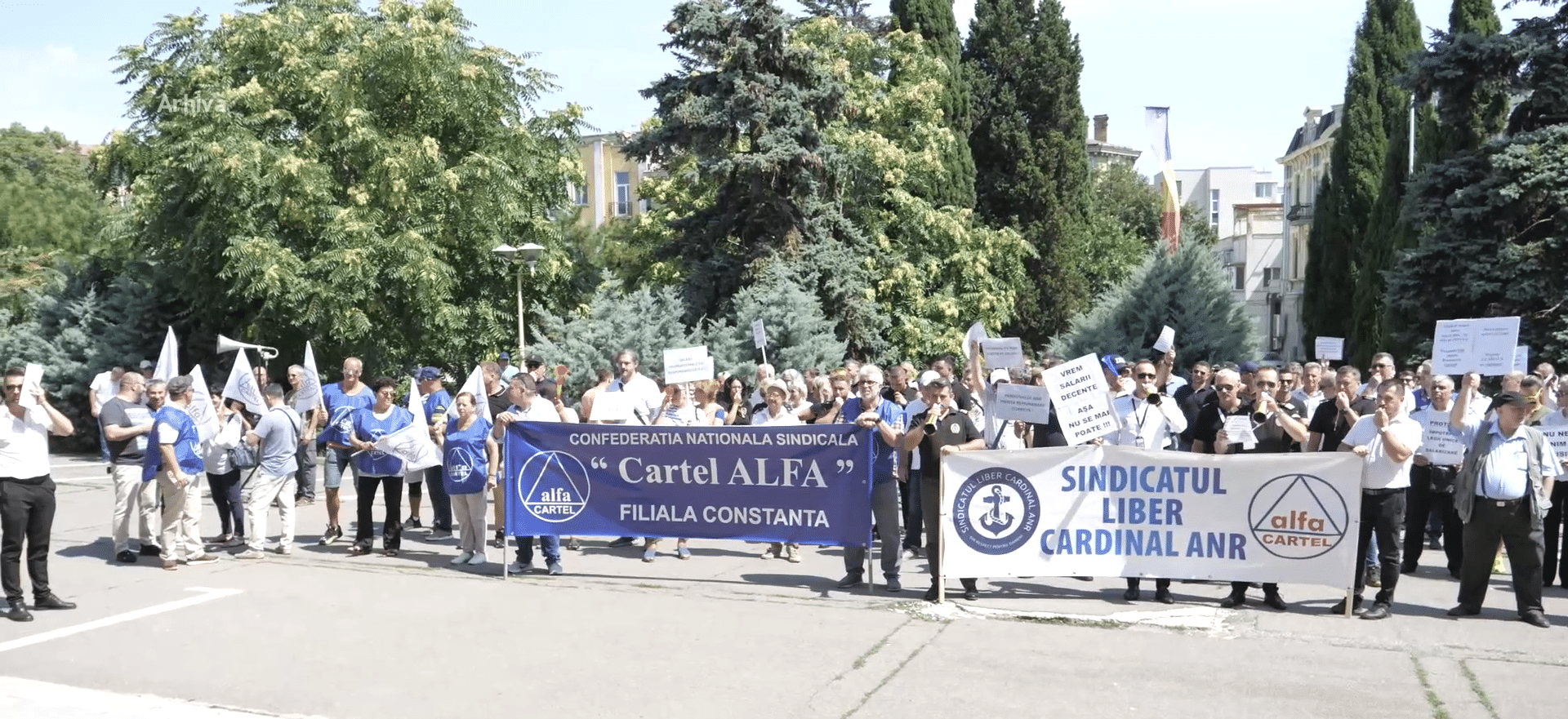 Salariații ANR vor salarii mai mari