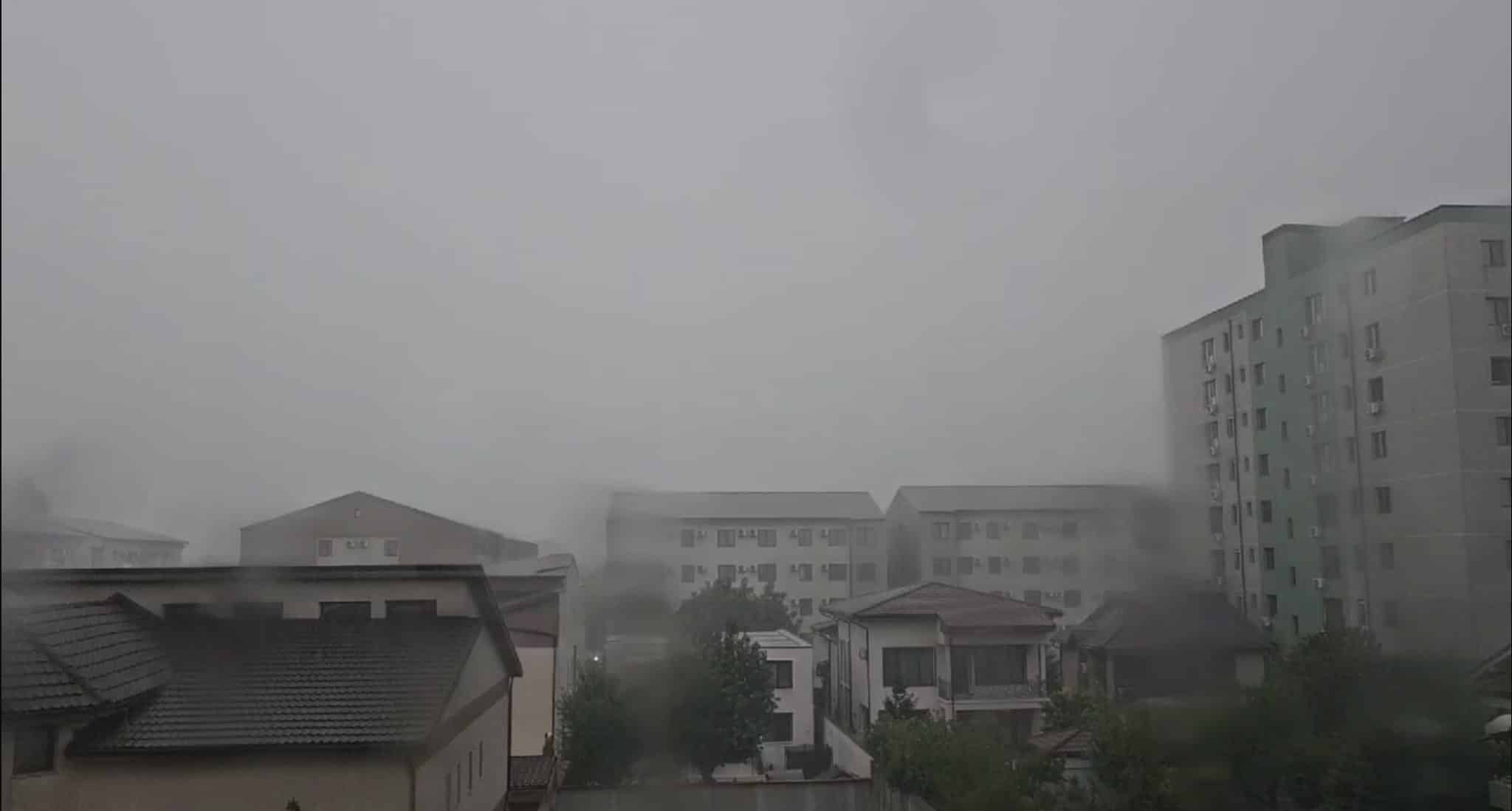 VIDEO: Cod portocaliu de fenomene meteorologice periculoase la Constanța