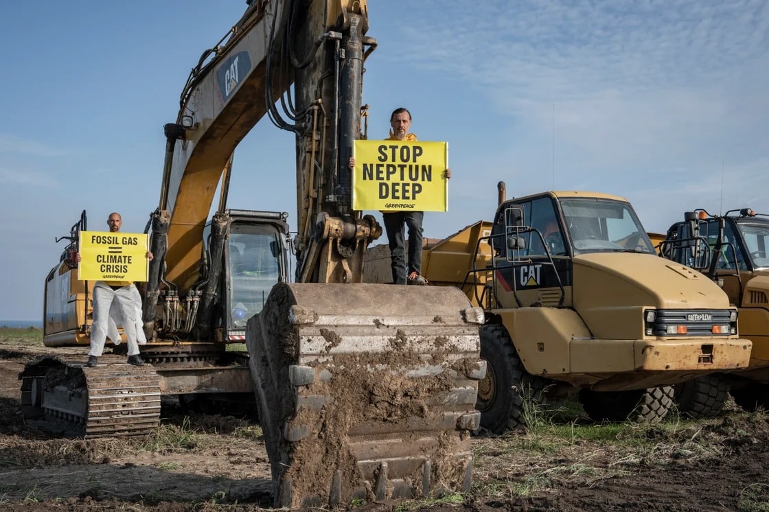 Protest Greenpeace pe șantierul proiectului Neptun Deep