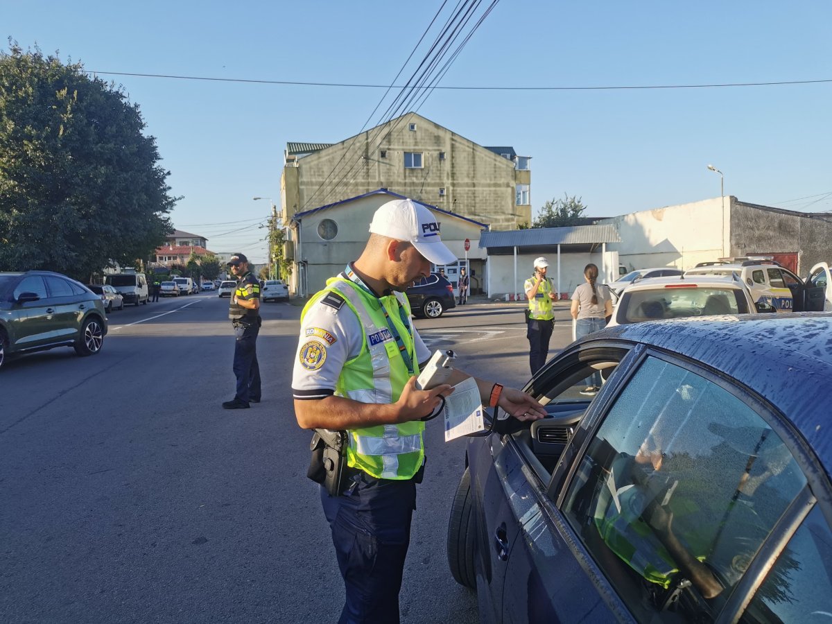 Razii în Constanța, în cartierele CET, Poarta 6 și Viile Noi