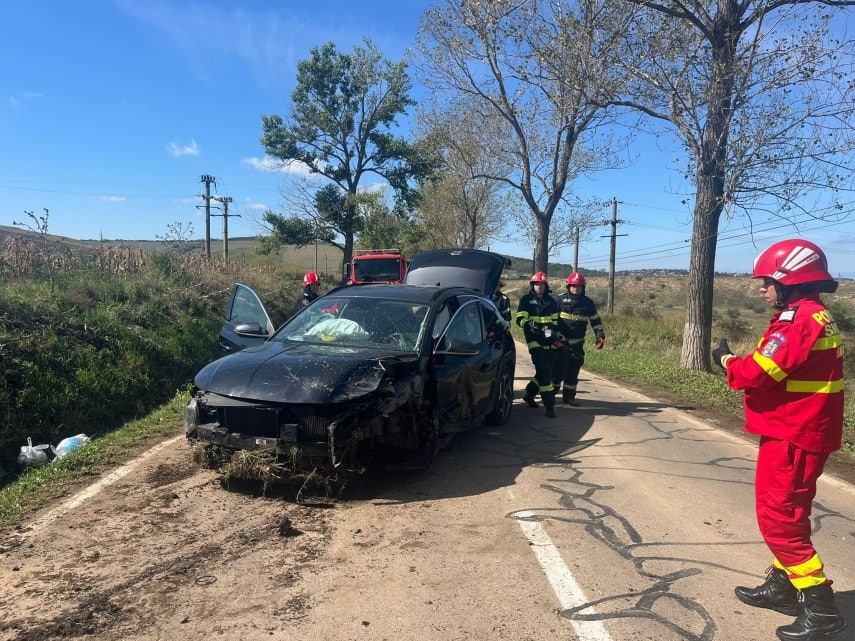 Tulcea: Accident rutier în apropierea localității Malcoci: două persoane rănite