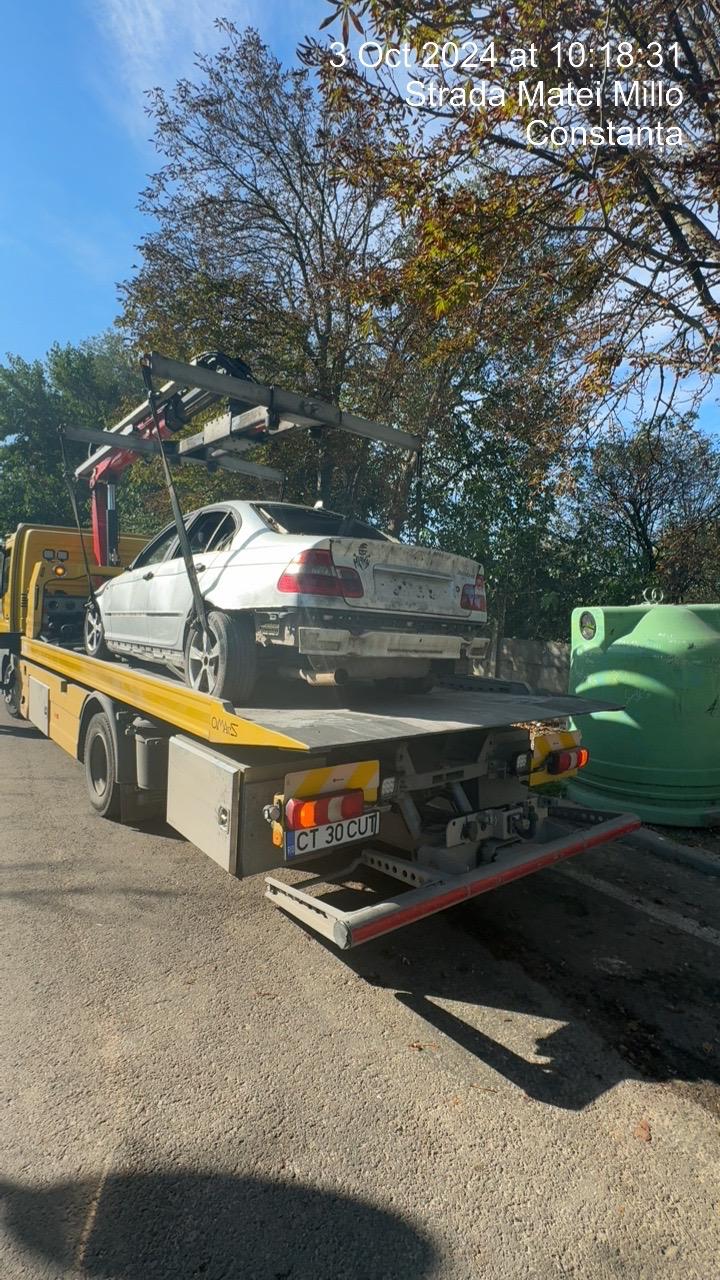 Domeniul public al municipiului Constanța a fost eliberat de 20 vehicule abandonate