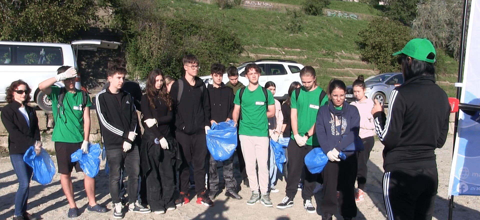 Plaje mai curate cu ajutorul voluntarilor
