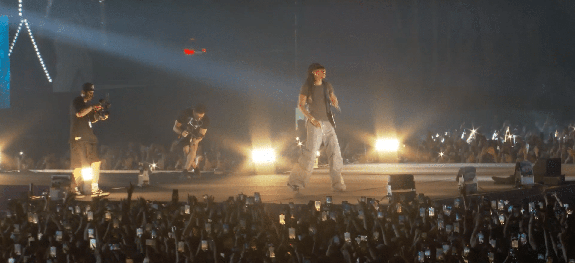 Wiz Khalifa riscă să fie închis la Poarta Albă