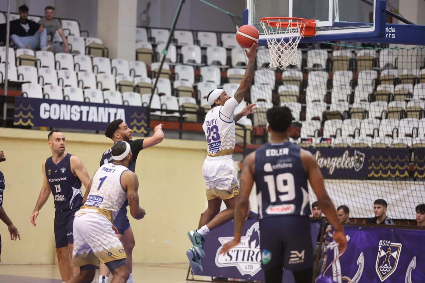 CSO Voluntari se impune în fața CSM Constanța, scor final 107-93, în Liga Națională de Baschet Masculin