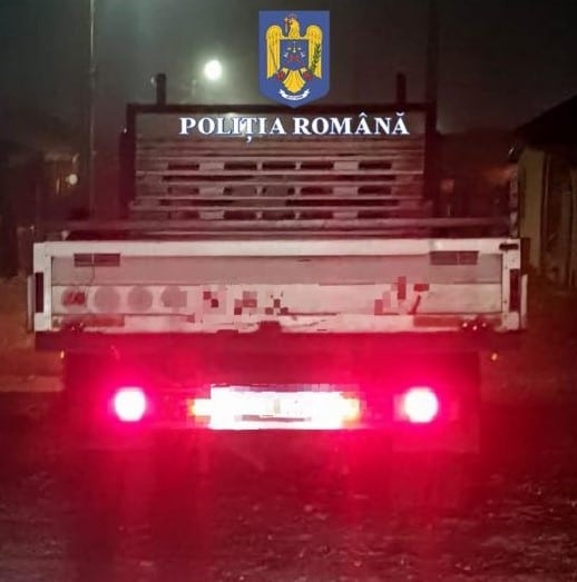 A lovit și a fugit în Satu Nou