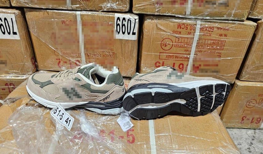 Adidași contrafăcuți în valoare de aproximativ 1 milion de euro, descoperiți de polițiștii de frontieră în Portul Constanța Sud