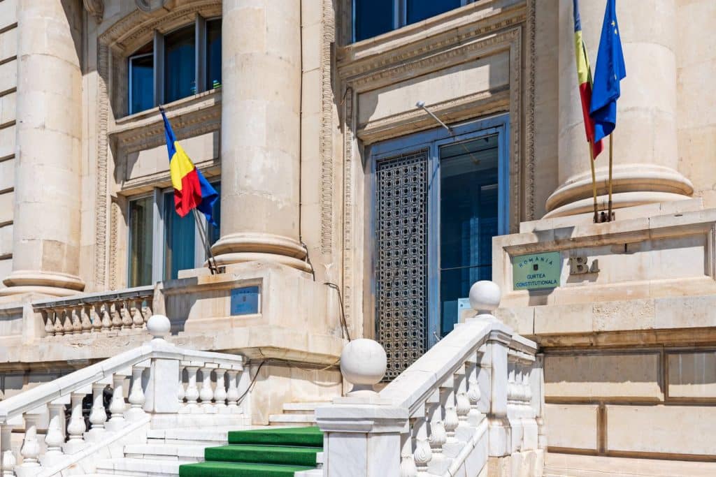 Surse: CCR a cerut renumărarea voturilor