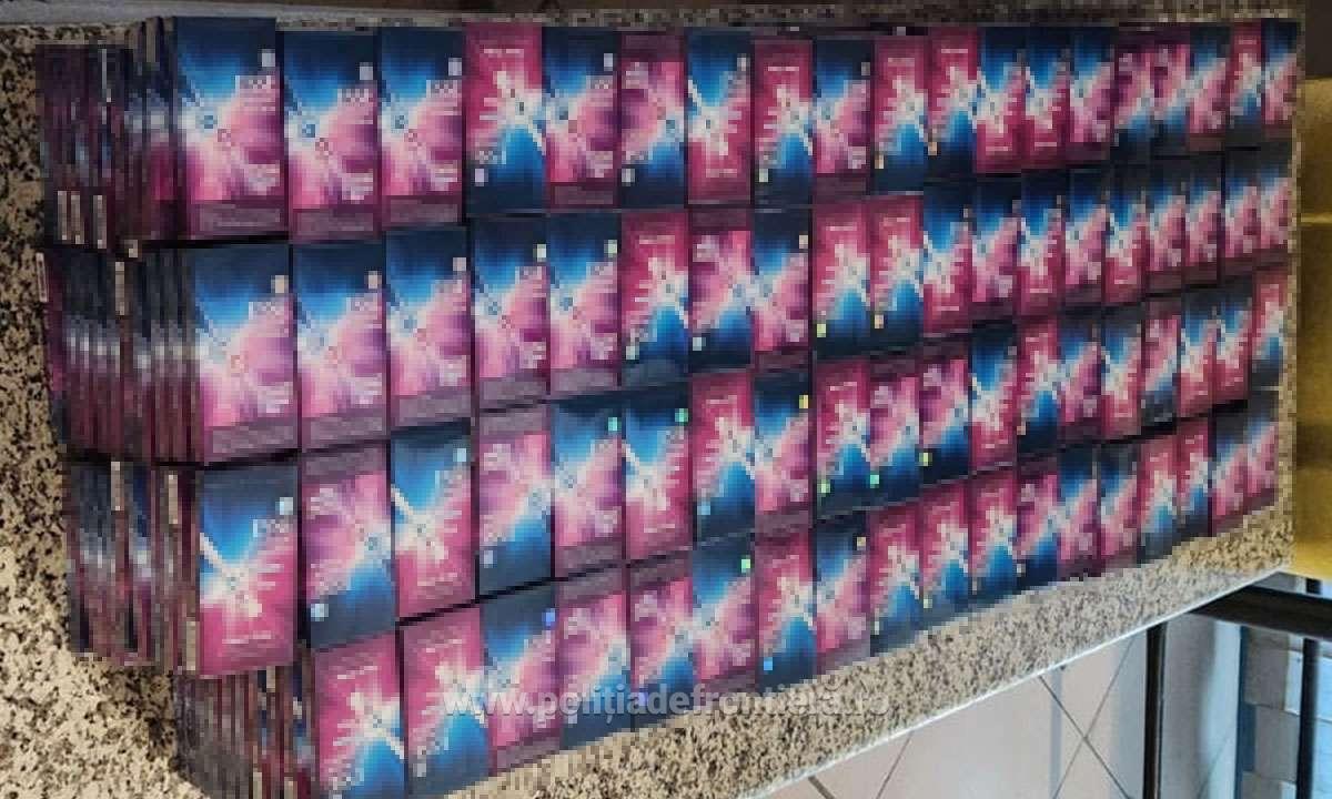 Zeci de mii de țigarete fără timbru fiscal, descoperite în bagajele unui pasager pe Aeroportul Henri Coandă