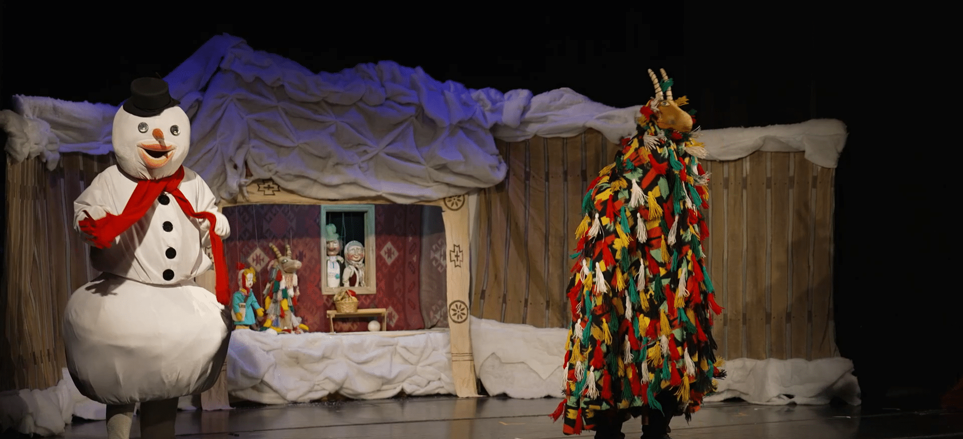 “Iată vin colindători”, la Teatrul de Copii