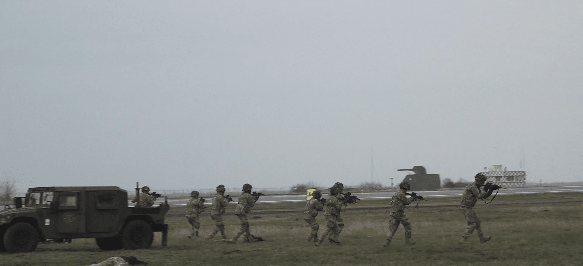 Exerciții militare la Tulcea
