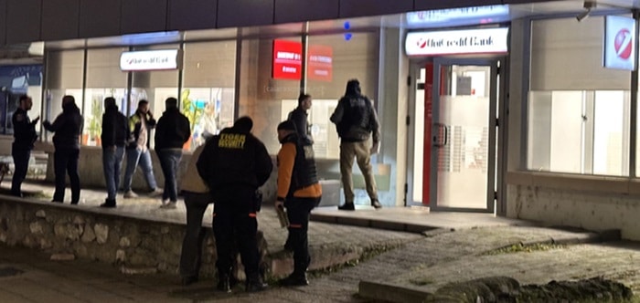 Jaf armat la o bancă din Călărași